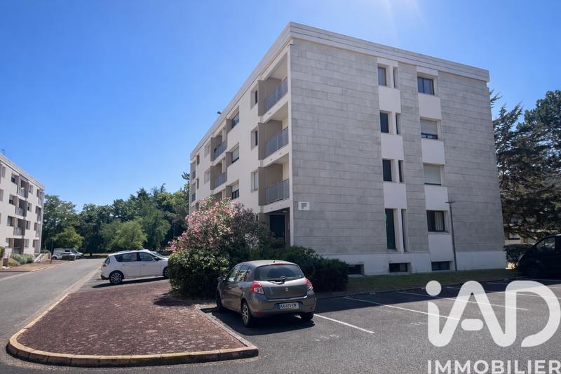 Studio - 24 m² - 1 pièce