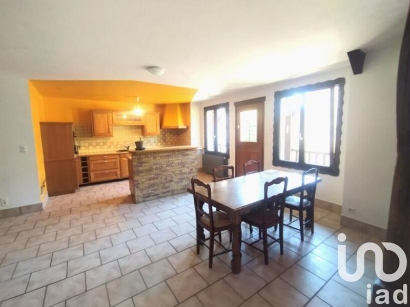 Maison - 104 m² - 4 pièces