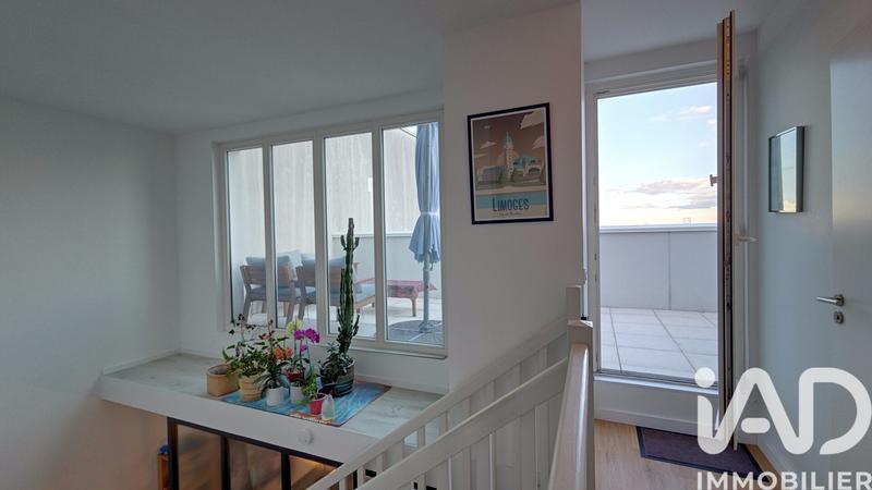 Duplex - 111 m² - 5 pièces