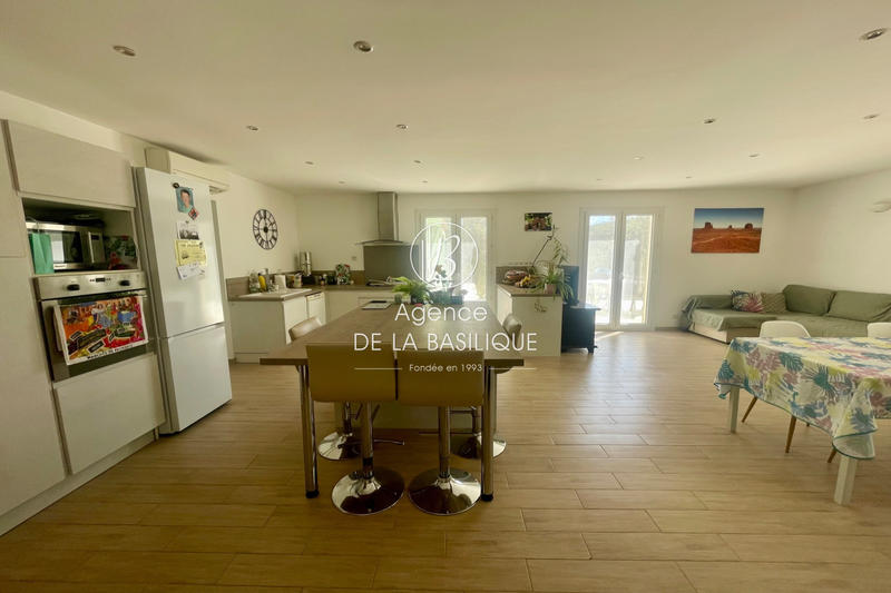 Maison - 170 m² - 6 pièces