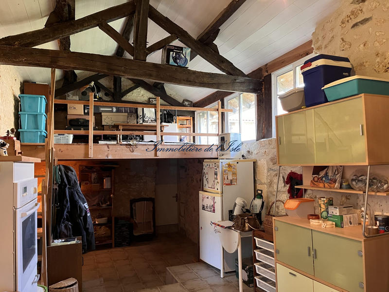 Maison - 233 m² - 8 pièces