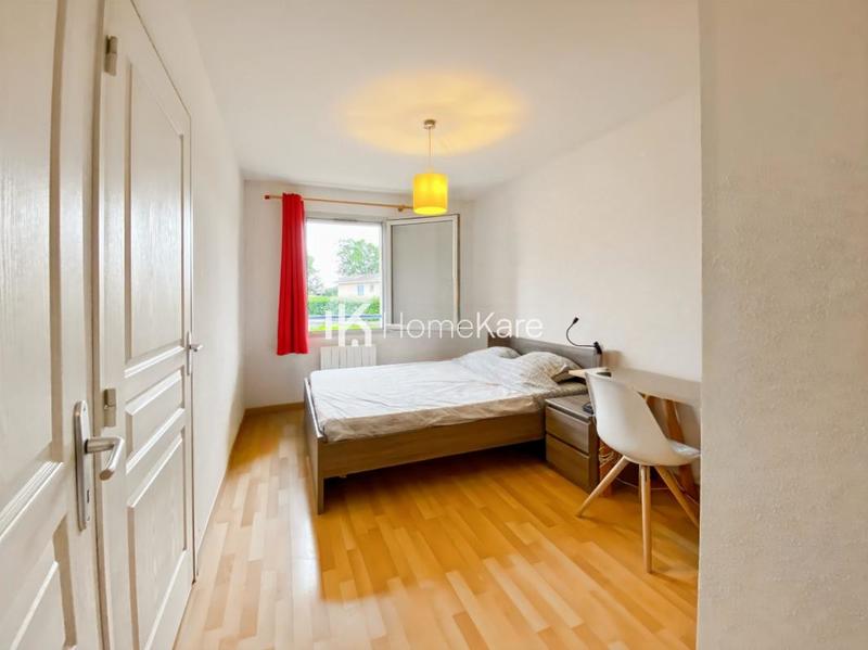 Appartement - 90 m² - 4 pièces