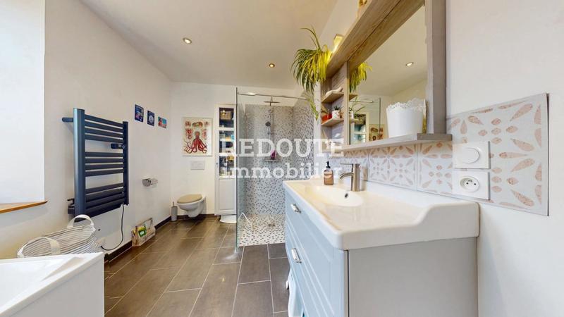 Maison en pierre - 130 m² - 5 pièces