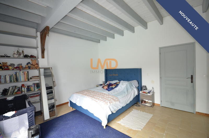 Propriété - 215 m² - 11 pièces