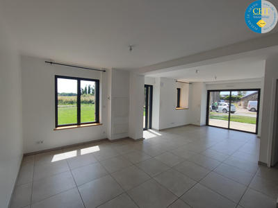 Maison - 95 m² - 4 pièces