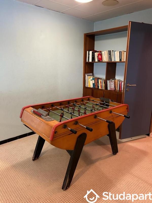 Chambre - 13 m² - 1 pièce