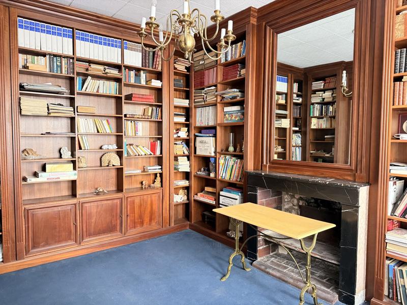 Maison - 289 m² - 7 pièces