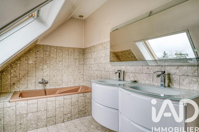 Maison - 110 m² - 6 pièces