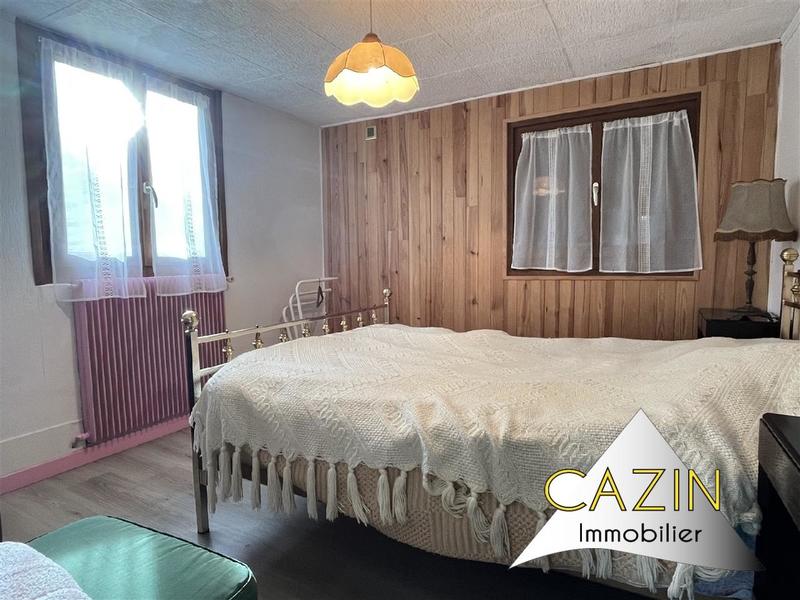 Maison - 170 m² - 9 pièces