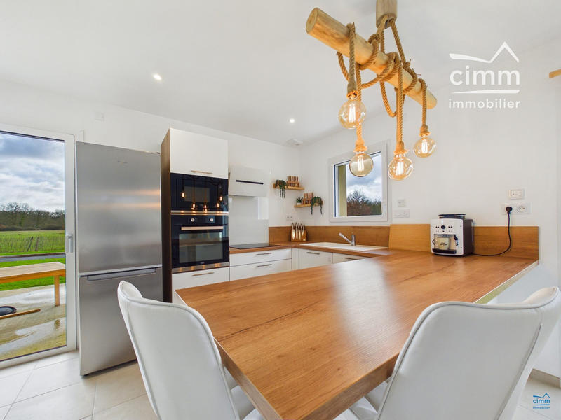 Maison - 89 m² - 4 pièces