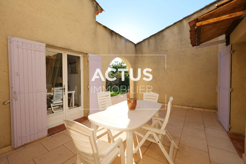 Maison - 209 m² - 6 pièces