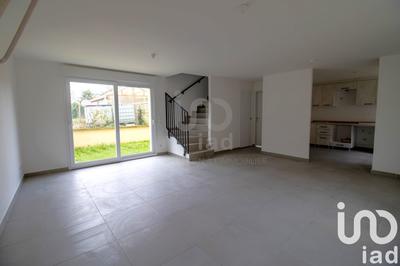 Maison - 98 m² - 5 pièces