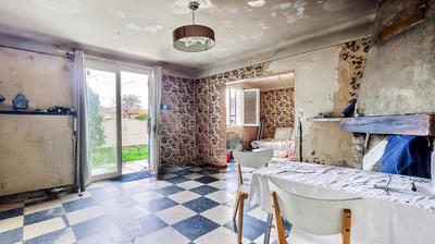 Villa - 90 m² - 4 pièces