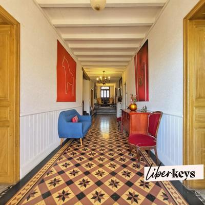 Maison bourgeoise - 400 m² - 10 pièces