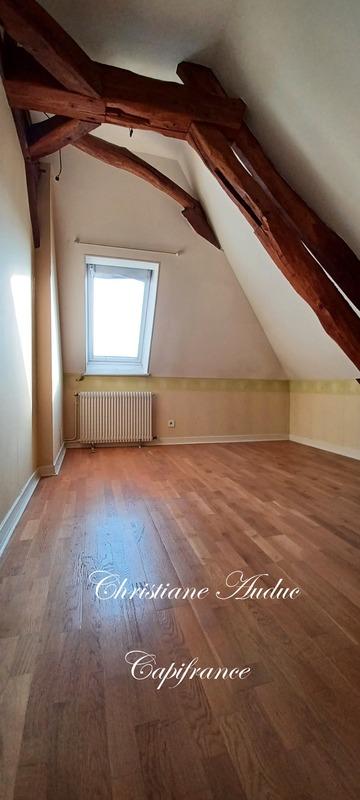 Maison - 183 m² - 8 pièces