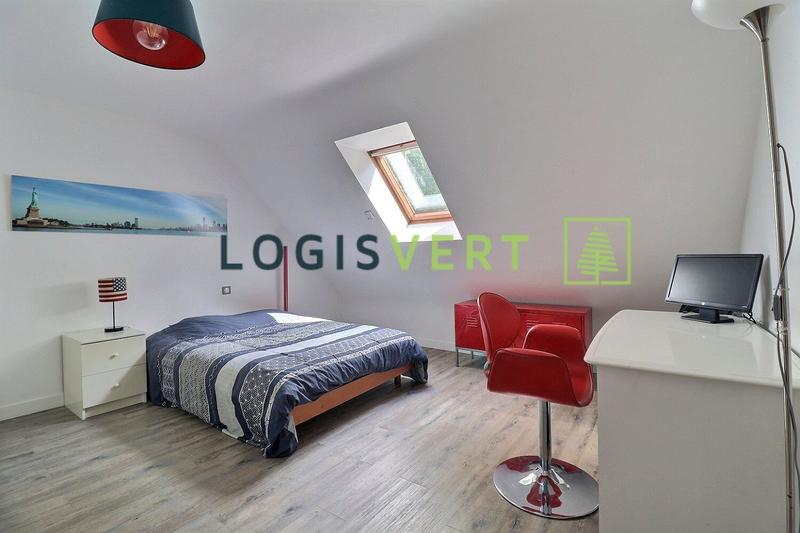 Maison - 198 m² - 8 pièces