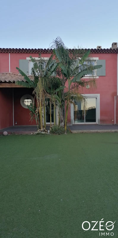 Villa - 96 m² - 4 pièces