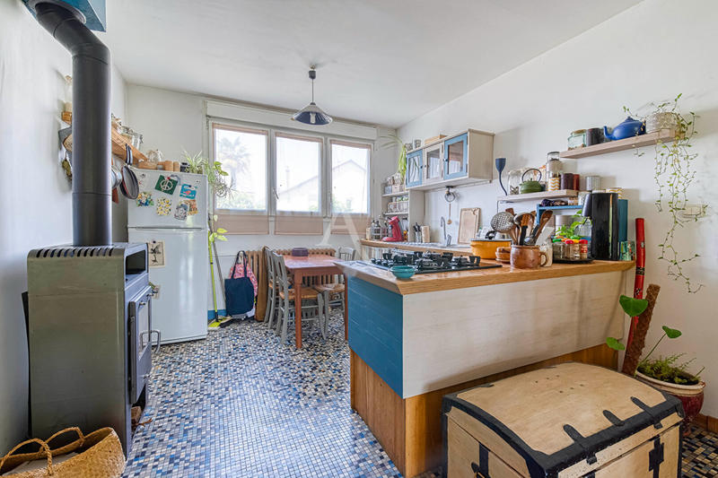 Maison - 94 m² - 4 pièces