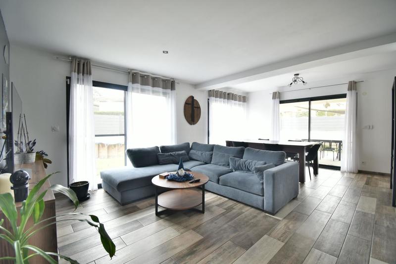 Maison - 110 m² - 4 pièces