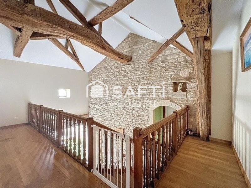 Maison - 158 m² - 6 pièces