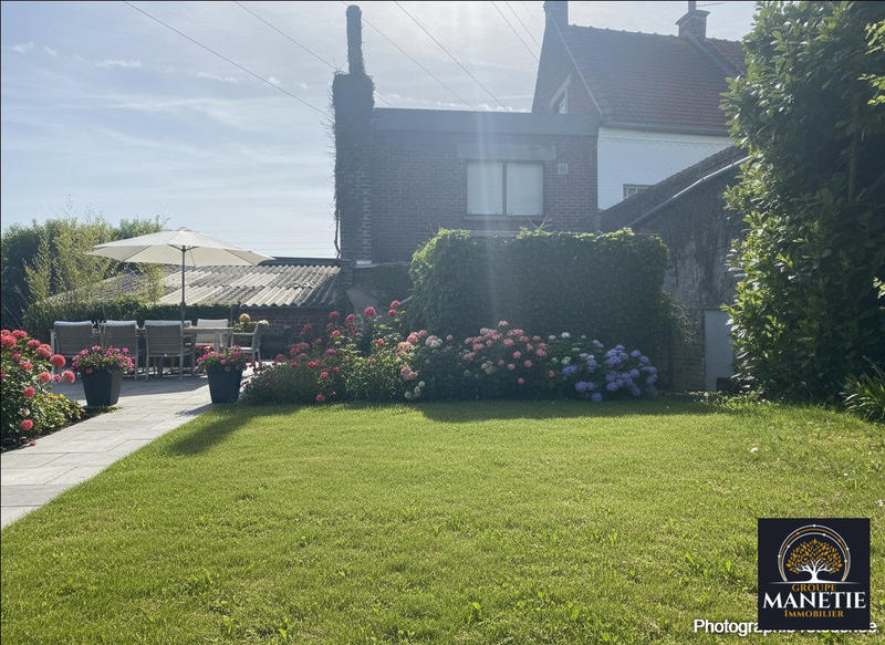 Maison - 144 m² - 8 pièces