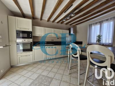 Maison - 104 m² - 5 pièces