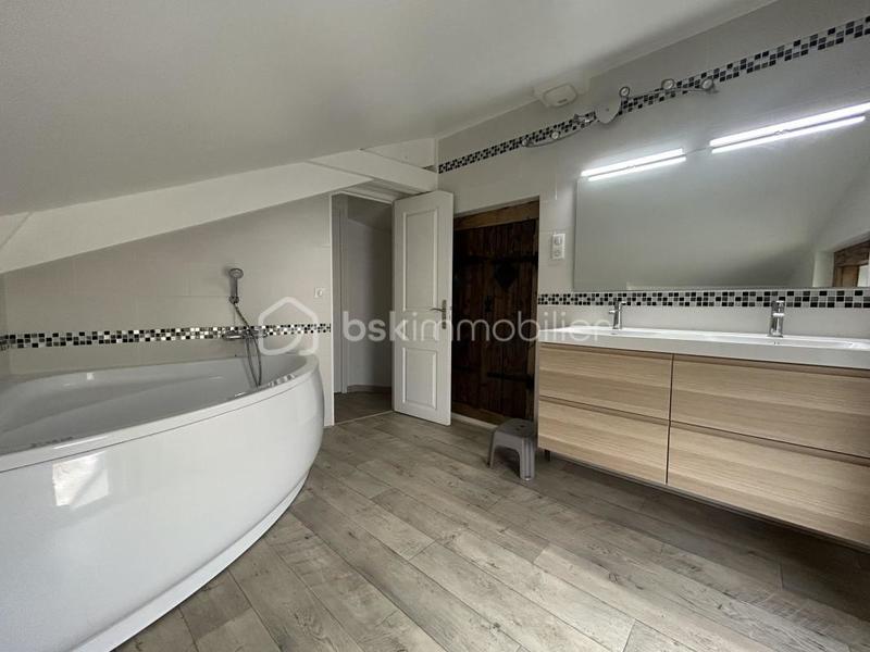 Maison - 118 m² - 7 pièces