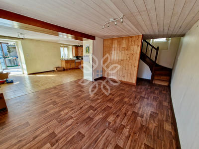 Propriété - 300 m² - 10 pièces