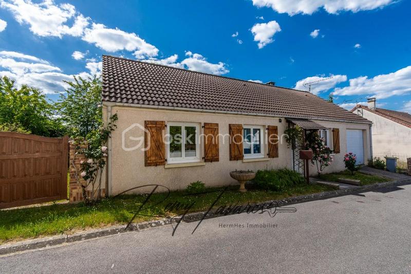 Pavillon - 90 m² - 5 pièces