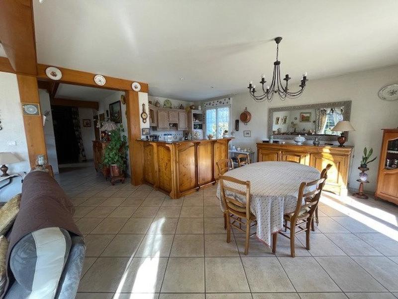 Maison - 185 m² - 7 pièces