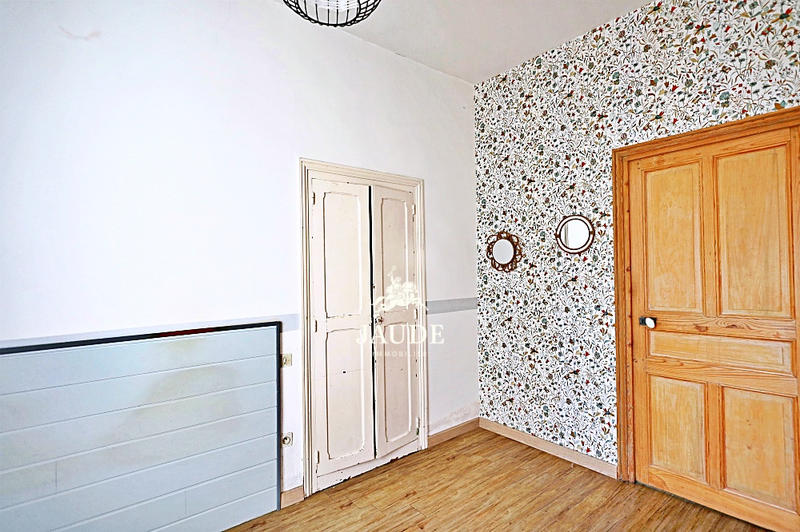 Maison - 102 m² - 6 pièces