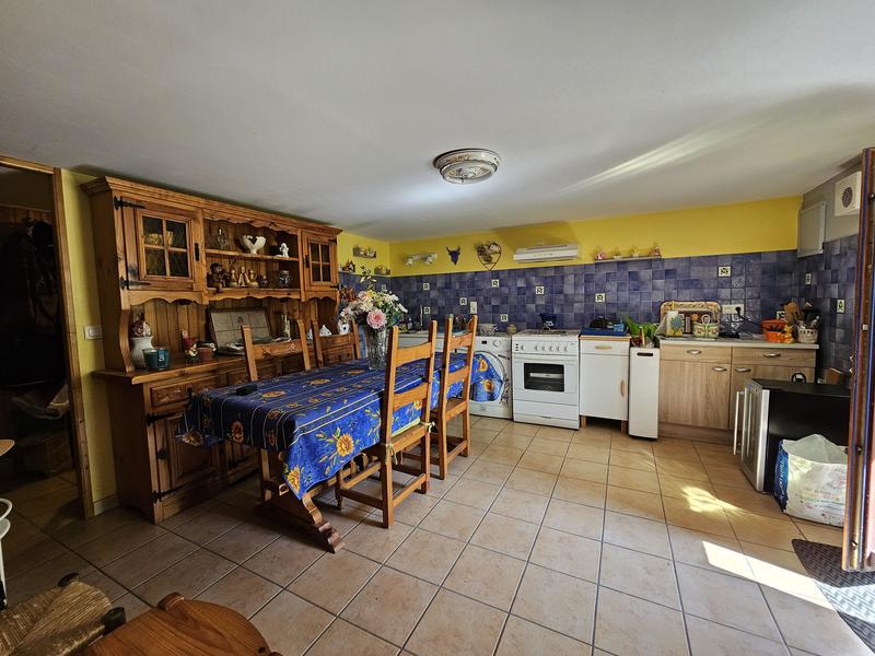 Maison de village - 200 m² - 8 pièces