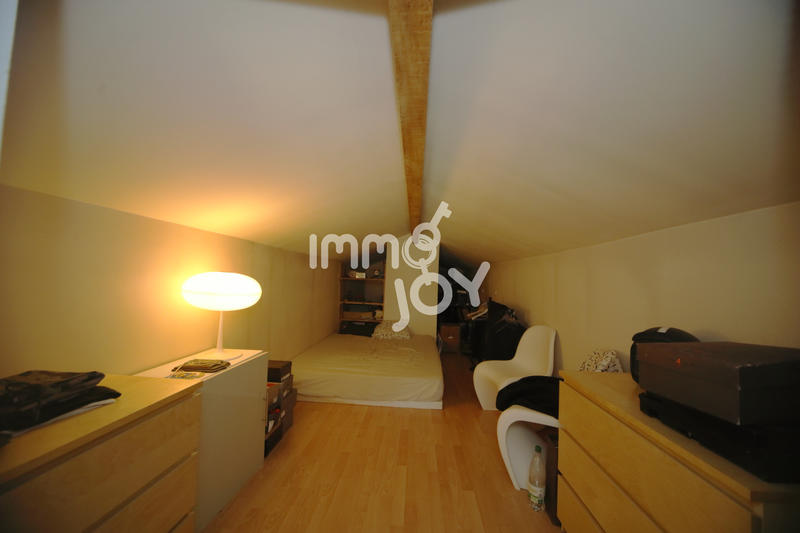 Maison - 180 m² - 6 pièces