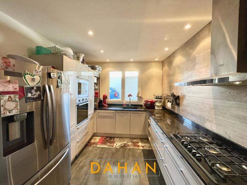 Maison - 173 m² - 7 pièces