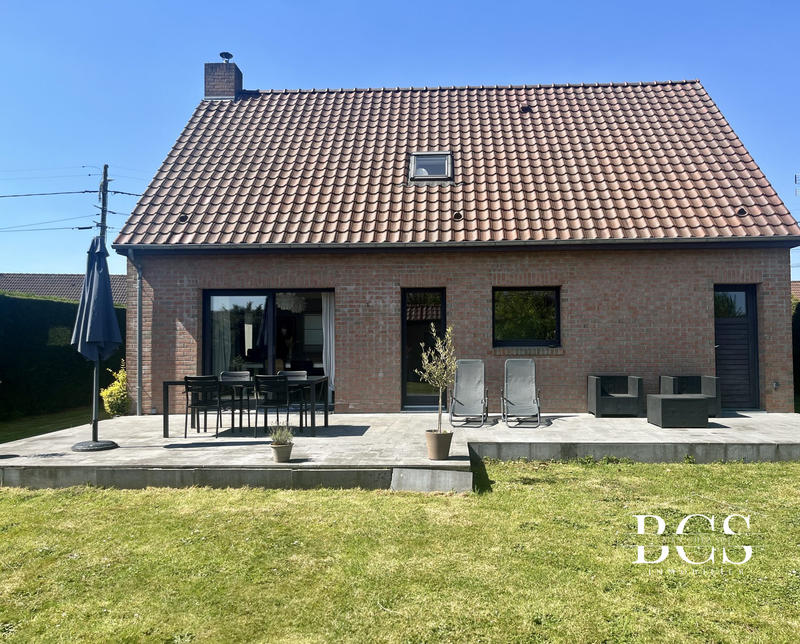 Maison - 120 m² - 8 pièces