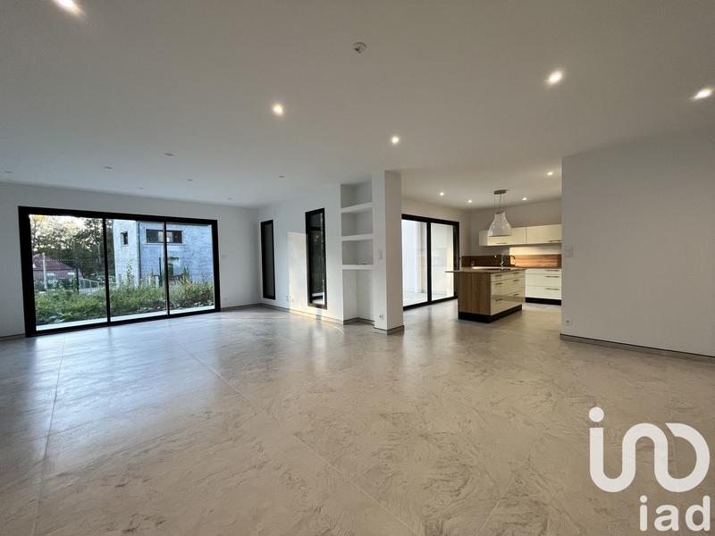 Maison - 150 m² - 6 pièces