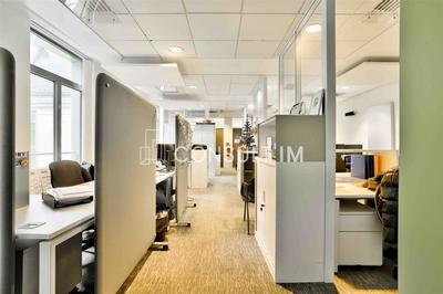 Bureau - 712 m²