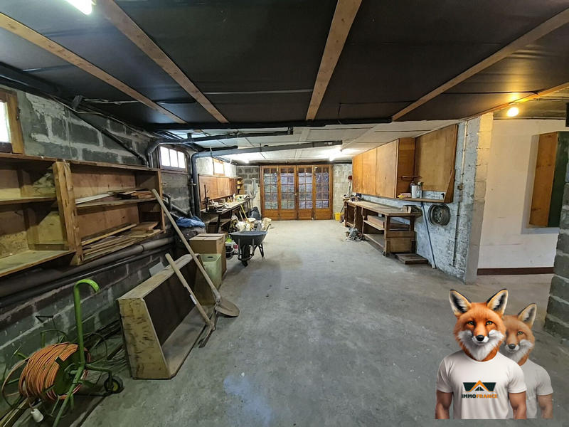 Maison traditionnelle - 164 m² - 7 pièces