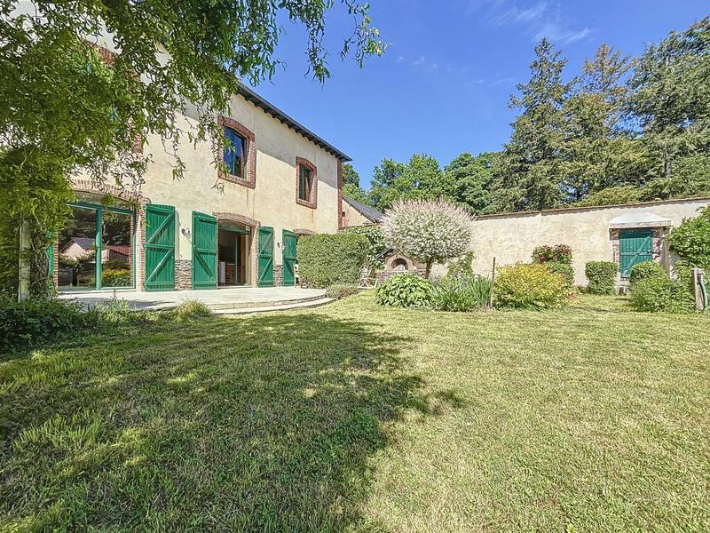 Maison ancienne - 210 m² - 8 pièces