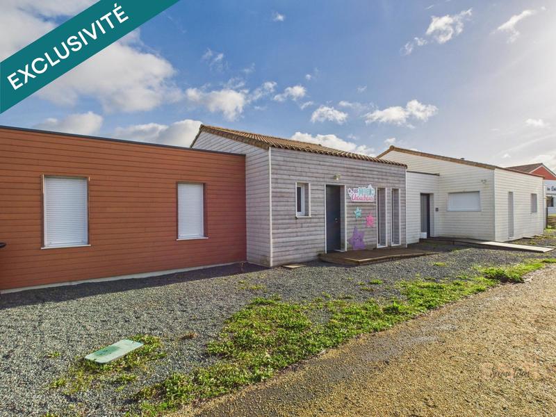 Local commercial - 240 m² - 14 pièces