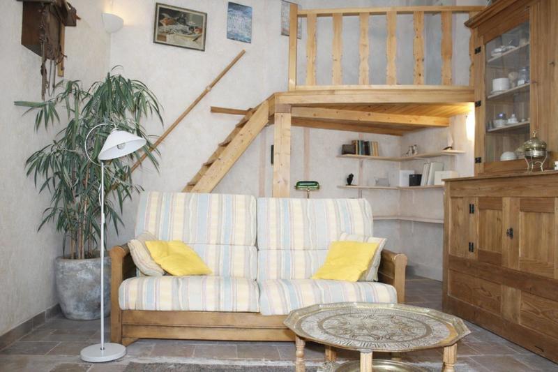 Maison - 180 m² - 9 pièces