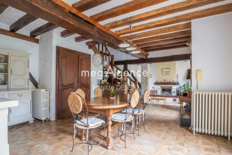 Maison - 206 m² - 8 pièces