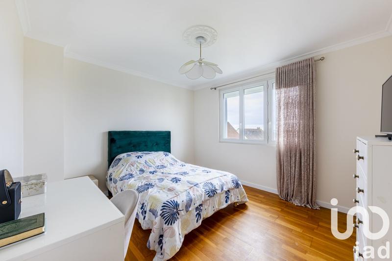 Maison - 101 m² - 5 pièces