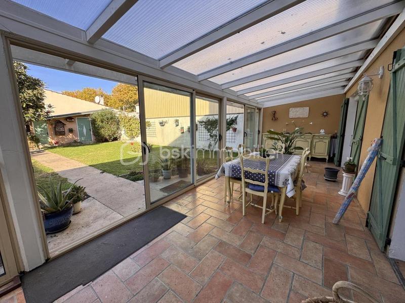 Maison traditionnelle - 168 m² - 9 pièces