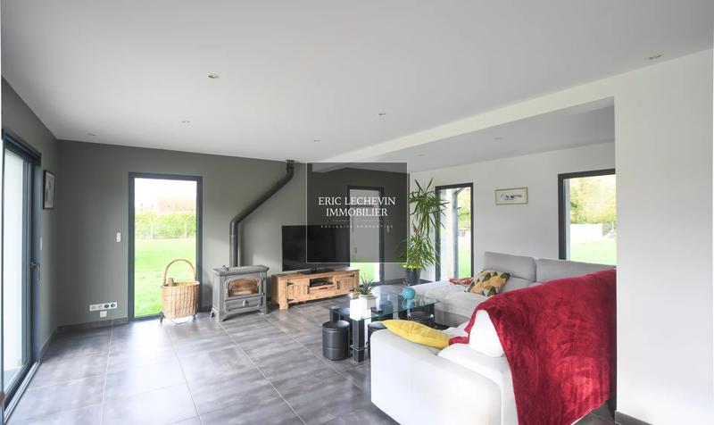 Maison - 196 m² - 7 pièces