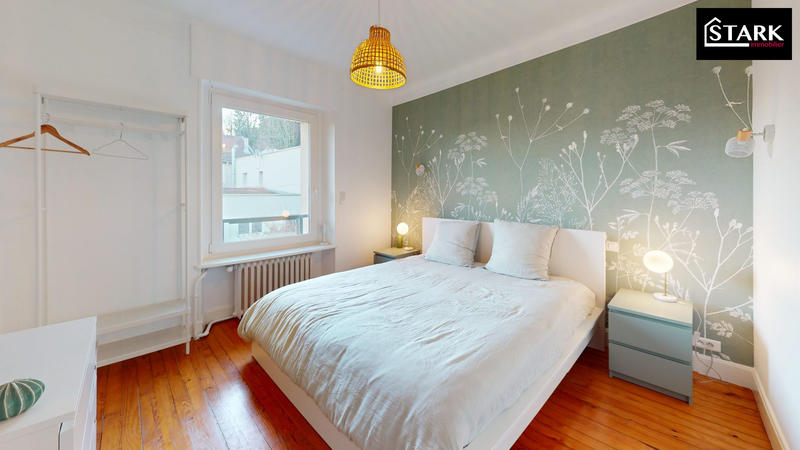 Maison - 263 m² - 9 pièces