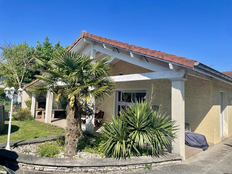 Maison - 102 m² - 5 pièces