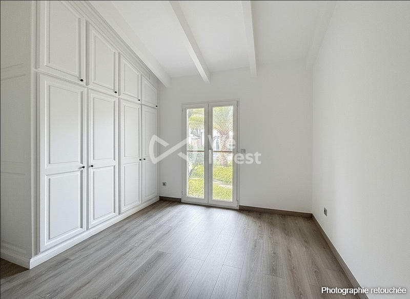 Villa - 183 m² - 5 pièces