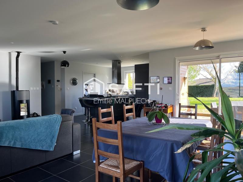 Maison - 136 m² - 5 pièces