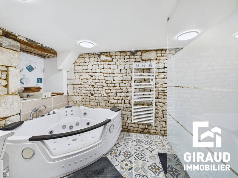 Maison - 123 m² - 5 pièces